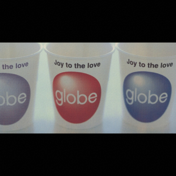 globe (グローブ) 2ndシングル『Joy to the love (globe)』(1995年9月27日発売) 高画質ジャケット画像 (ジャケ写)